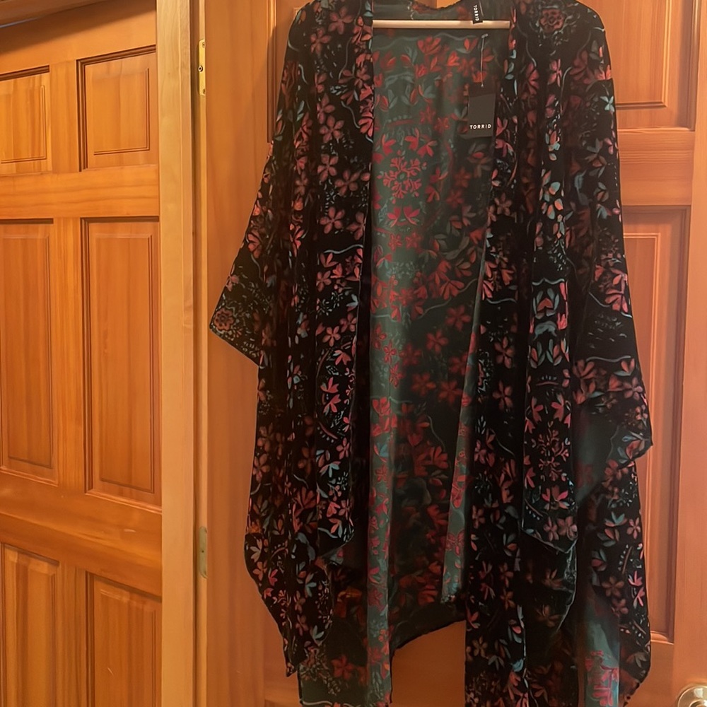 Women’s Ruana size XL - Picture 2 of 3